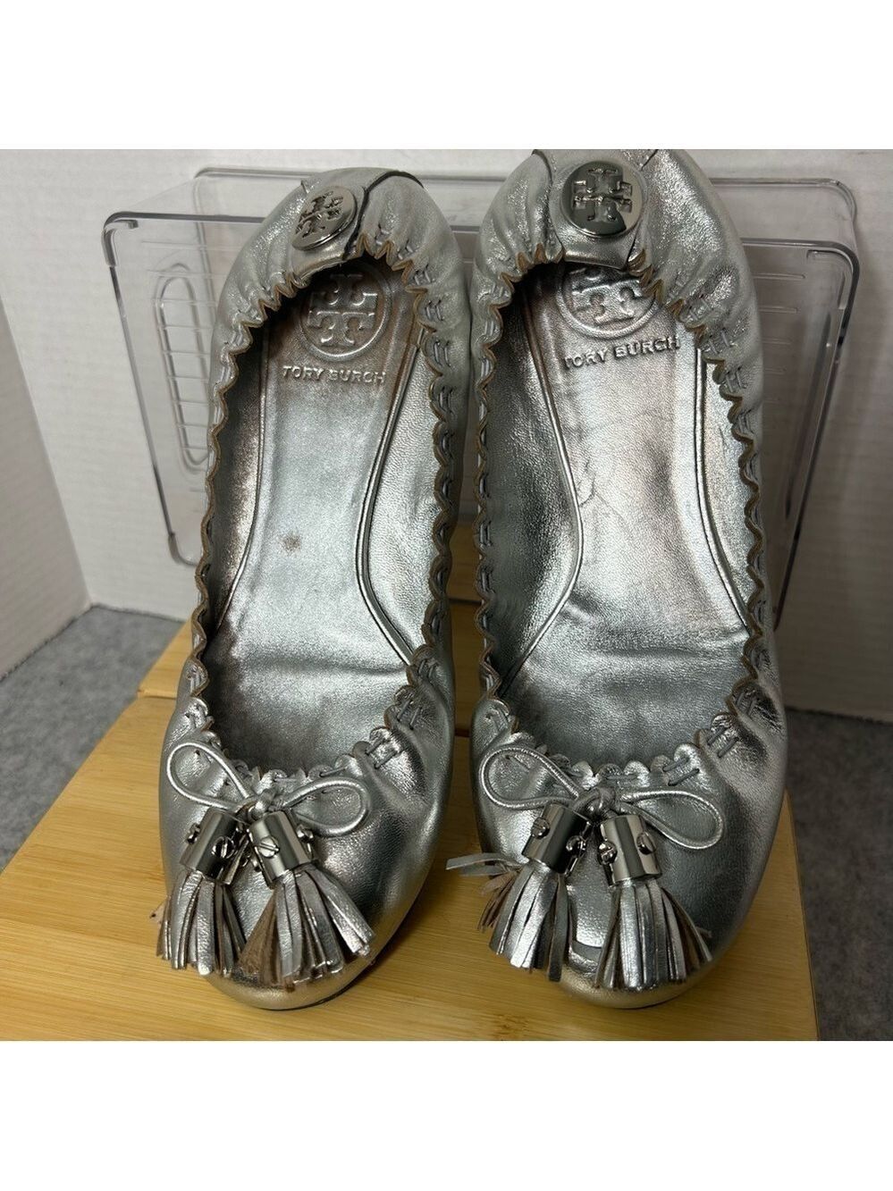 Tory Burch Reese Gold Metallic Ballet Leather Flats w/ Tassels Size 7.5